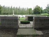 Auchonvillers Military Cemetery 2.jpg