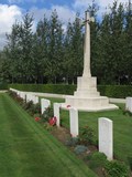 Auchonvillers Military Cemetery 6.jpg