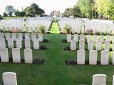 Avis en Artois British Cemetery 8.jpg
