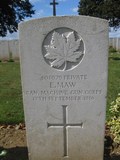 MMI - I23474 - E Maw - Courcelette British Cemetery 2