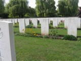 Carnoy Military Cemetery 6.jpg