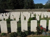 Cerisy-Gailly Military Cemetery 5.jpg Cerisy-Gailly Military Cemetery 5.jpg