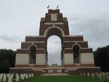Thiepval Memorial 18.jpg