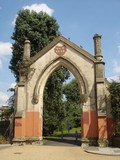 Victoria Park Cemetery.jpg